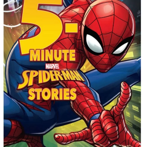 Spiderman blanket and Spiderman 5 Minute Bedtime Stories Bundle - Picture 3 of 6